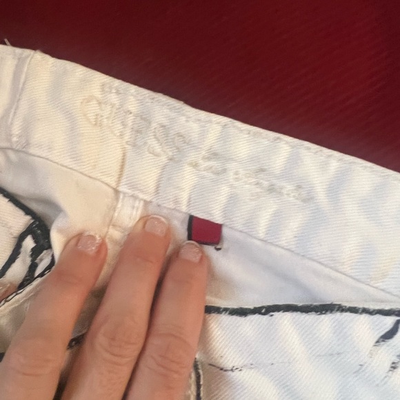 Jean Hand painted ( Cartoon) GUESS size 26 great condition! - Picture 7 of 8